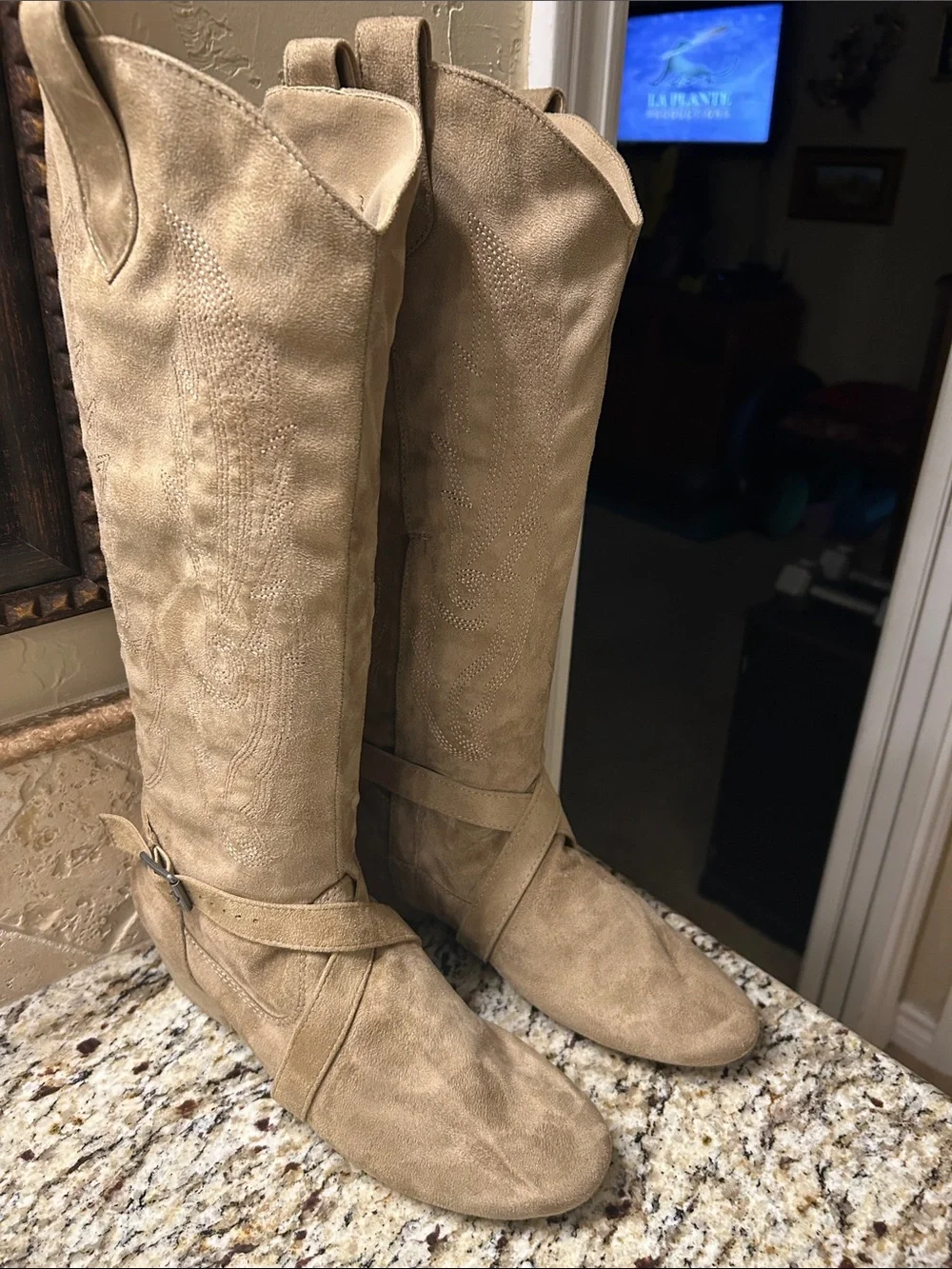 Jouncing’s Prescott Suede Sole Western Dance Boots in Beige with Buckle Detail